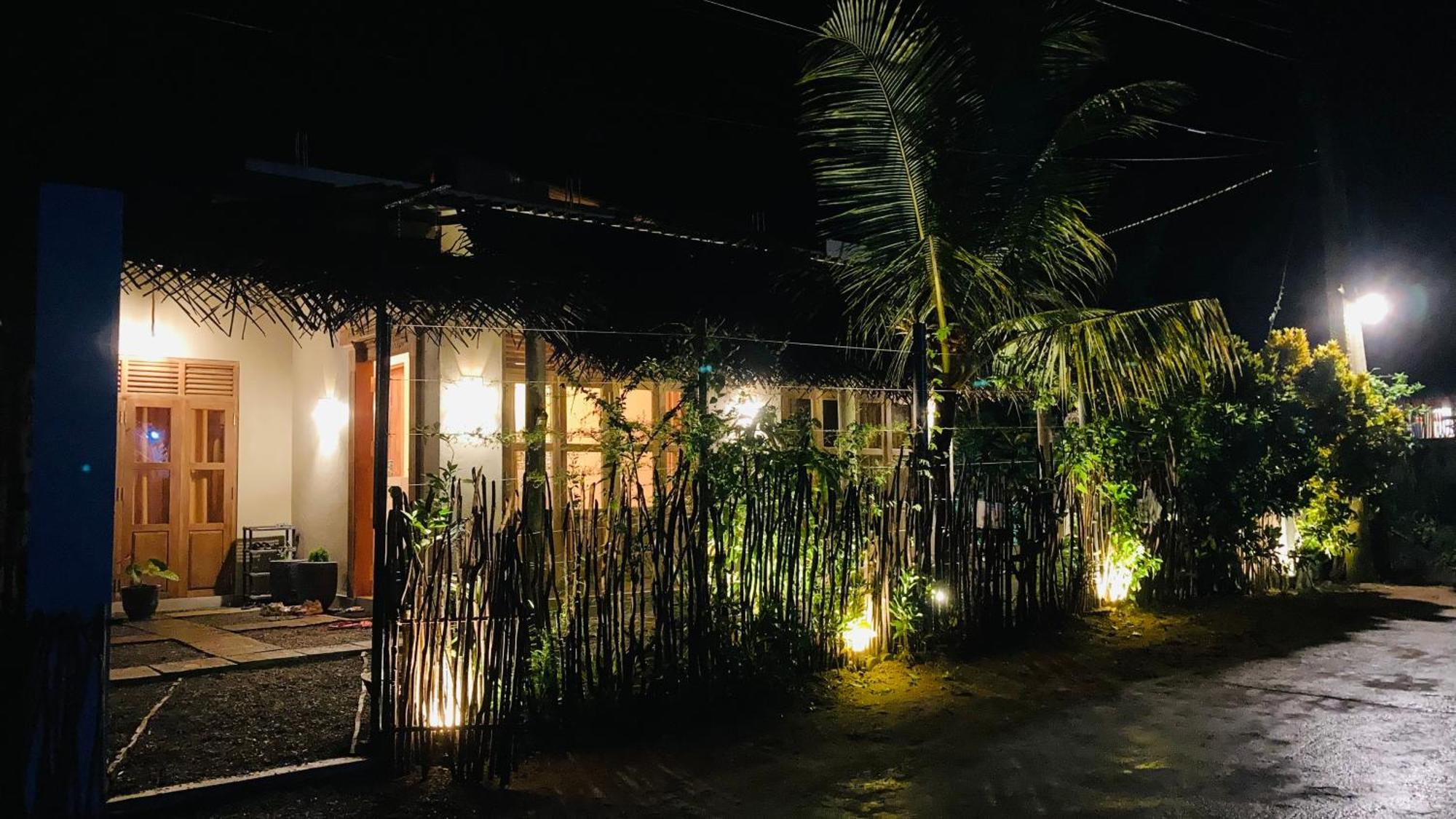 Ayubowan Hiriketiya Apartment Dickwella Exterior photo